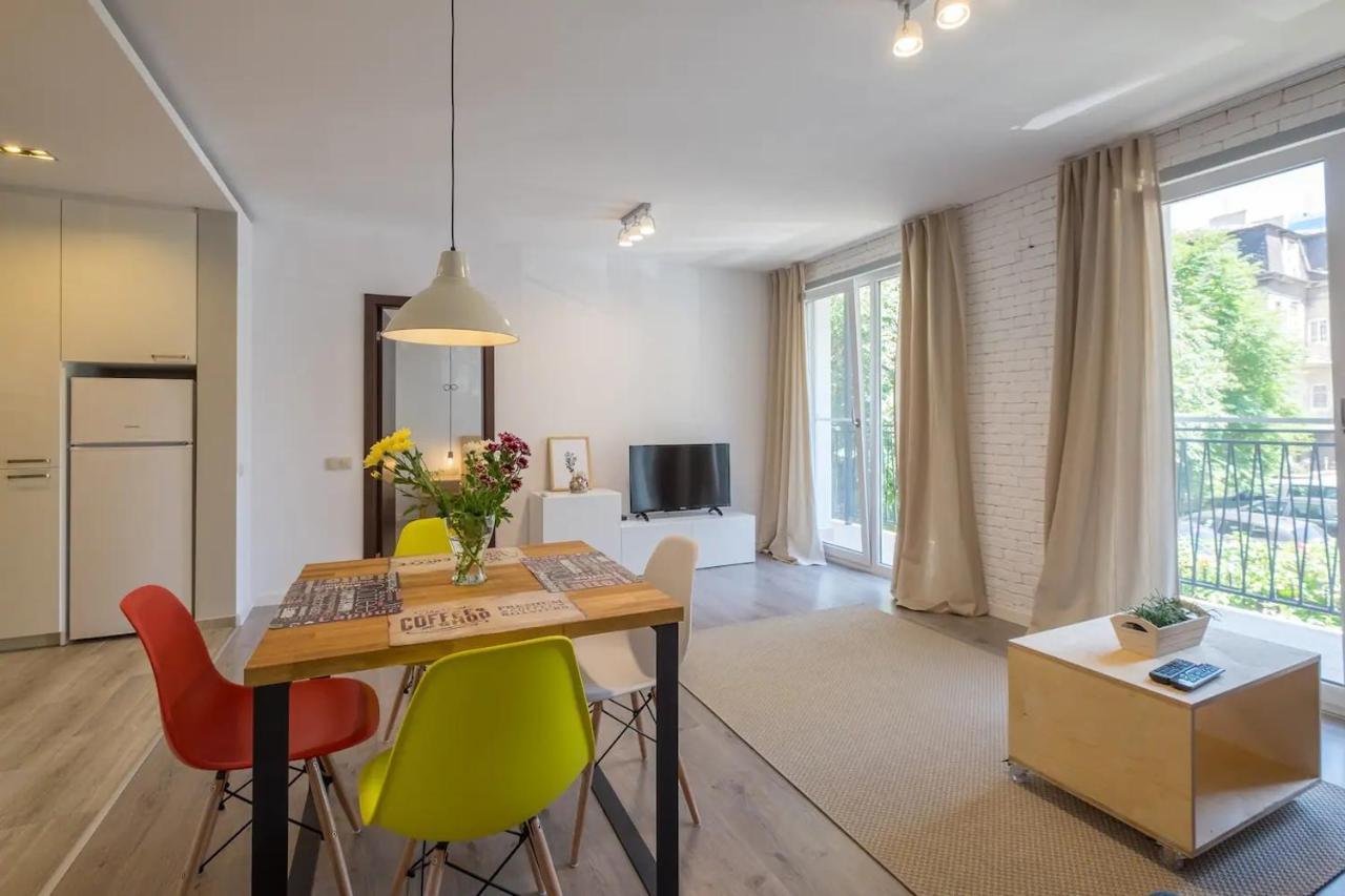 Quiet & Airy Modern Apt. Top Centre Free Parking Sofia Exteriör bild