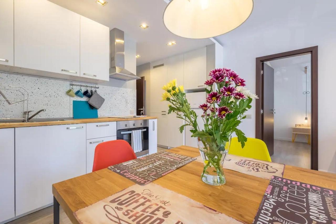 Quiet & Airy Modern Apt. Top Centre Free Parking Sofia Exteriör bild